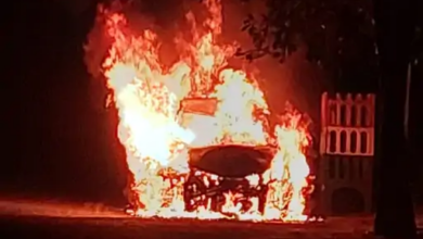 Photo of  धमाके के साथ आग का गोला बनी कार