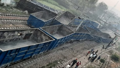 Photo of रेलवे स्टेशन से दो सौ मीटर दूर दो मालगाड़ियों की टक्कर