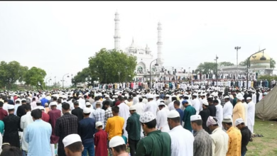 Photo of ईद-उल-अजहा आज, मस्जिदों में हो रही है नमाज