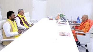 Photo of मुख्यमंत्री योगी से मिले कैबिनेट मंत्री ओम प्रकाश राजभर