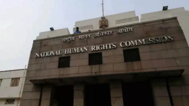 Photo of NHRC ने आगरा में दो भाइयों की आत्महत्या पर मांगा जवाब